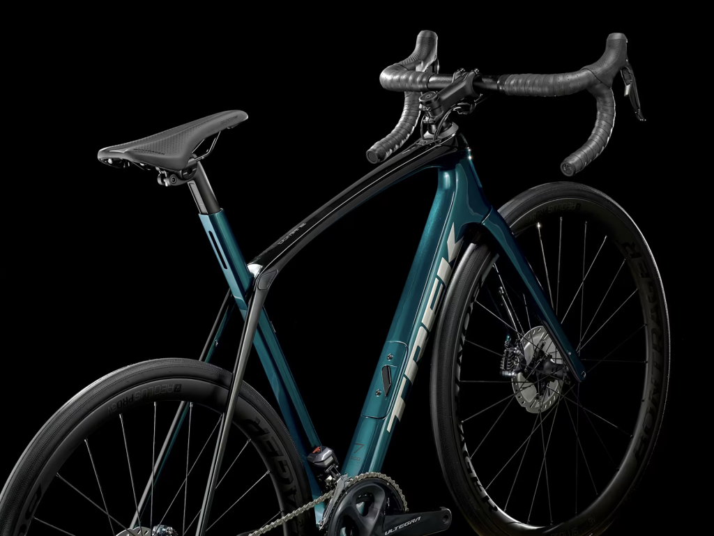 Trek Domane SL 7 - Karbonowy Endurance. Co Daje i Czy Warto Kupić? image